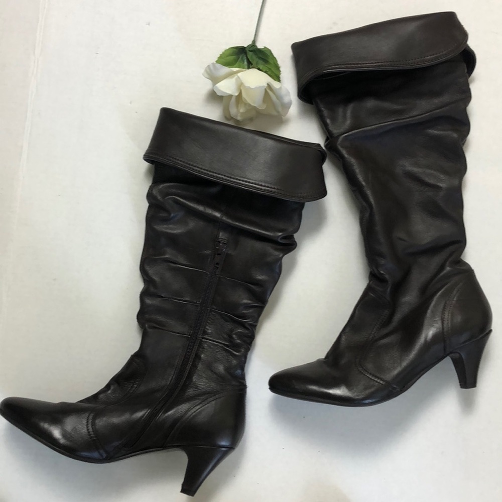 Luichiny Leather Boot Size 9
